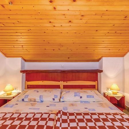 Cozy Apartment In Crikvenica With Wifi 외부 사진