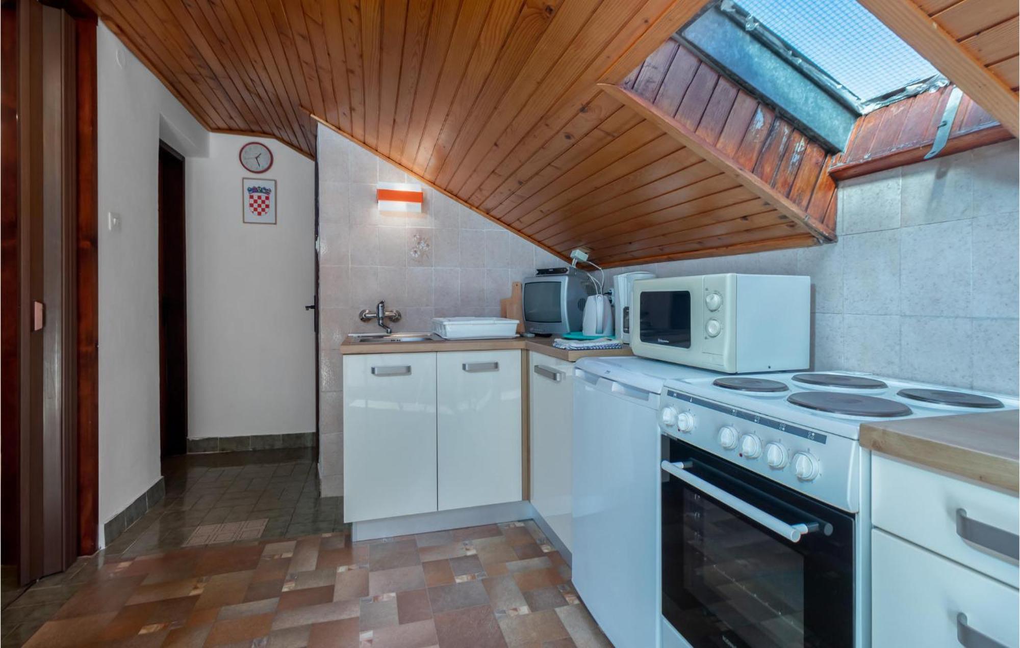 Cozy Apartment In Crikvenica With Wifi 외부 사진