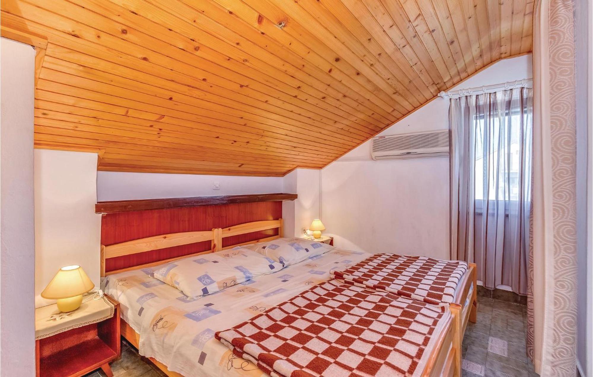 Cozy Apartment In Crikvenica With Wifi 외부 사진