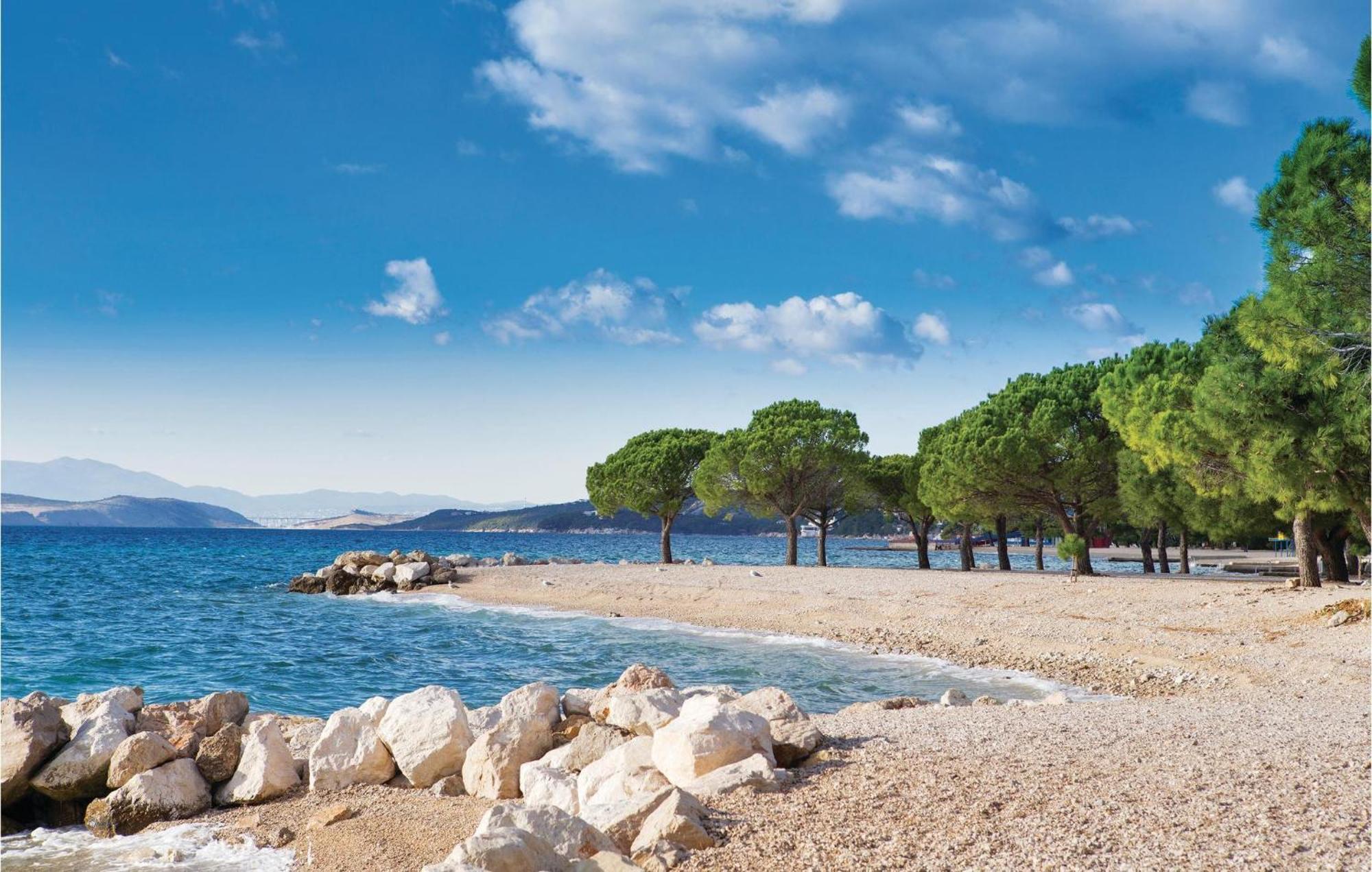 Cozy Apartment In Crikvenica With Wifi 외부 사진
